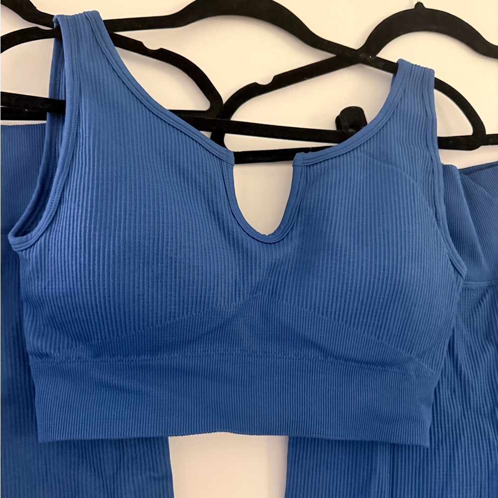 3 Piece Blue Ribbed Women's Workout Set